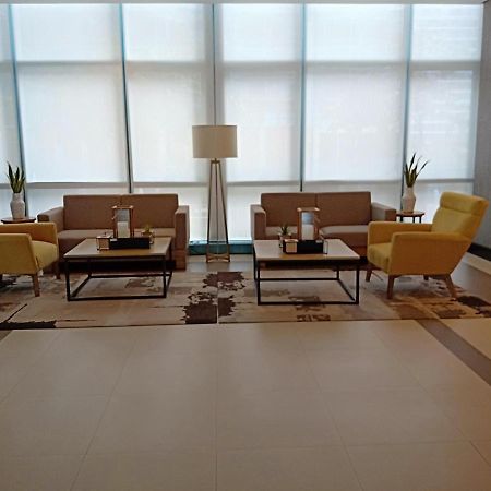 One Uptown Opposite Of Grandhyatt Hotel Manila Taguig City Luaran gambar