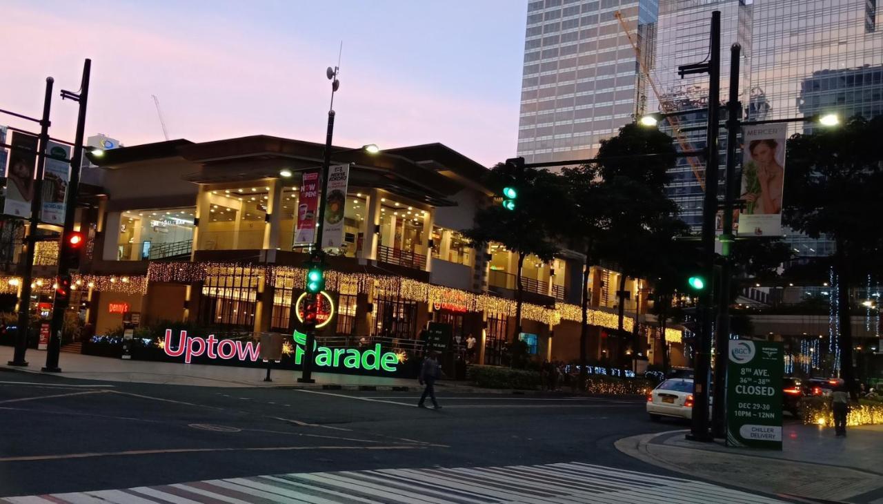 One Uptown Opposite Of Grandhyatt Hotel Manila Taguig City Luaran gambar
